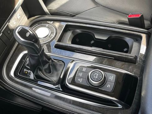 Certified 2022 INFINITI QX80 Luxe w/ All-Season Package image 17