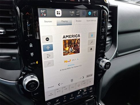 Used 2022 RAM 2500 Big Horn w/ Level C Equiment Group image 16