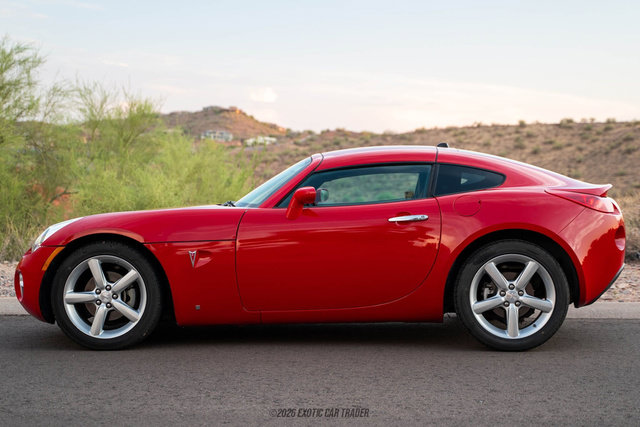 Used 2009 Pontiac Solstice Coupe RWD image 15