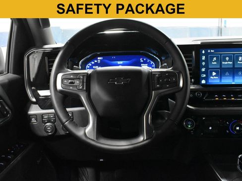 Used 2025 Chevrolet Silverado 1500 LT Trail Boss w/ Convenience Package II image 4