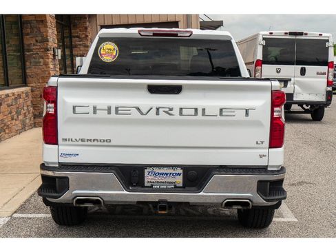 Used 2024 Chevrolet Silverado 1500 LT AWD/4WD image 4