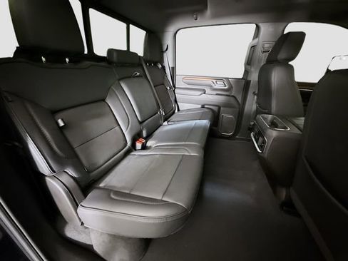 Used 2024 GMC Sierra 2500 Denali w/ Denali Reserve Package image 30