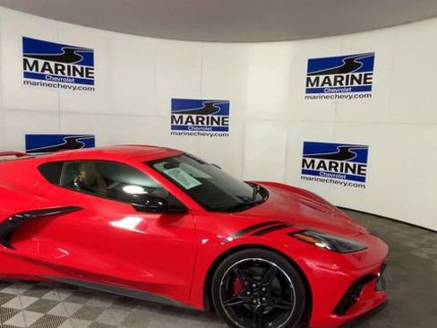 Used 2020 Chevrolet Corvette Stingray Preferred Cpe w/ 2LT Preferred Equipment Group RWD image 3