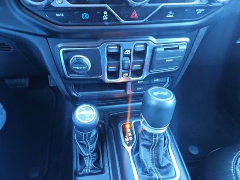 Used 2021 Jeep Wrangler Unlimited Sahara 4xe w/ Cold Weather Group image 17