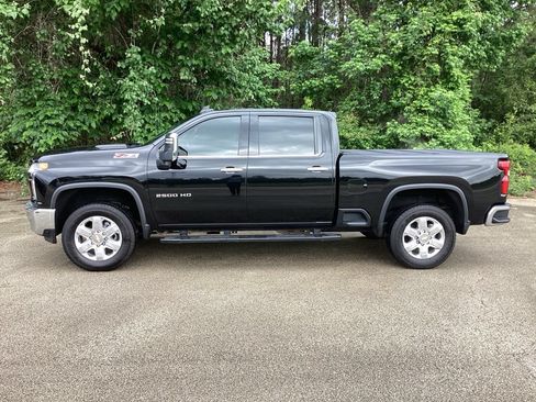 Used 2022 Chevrolet Silverado 2500 LTZ AWD/4WD image 7