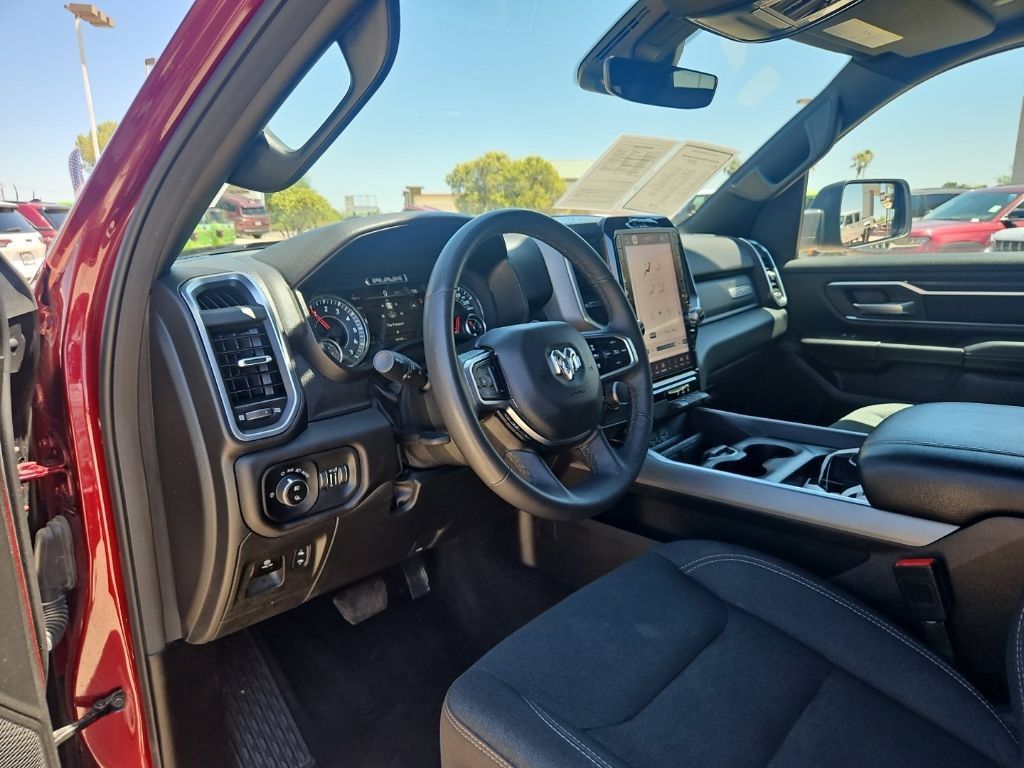 Used 2025 RAM 1500 Big Horn AWD/4WD image 16