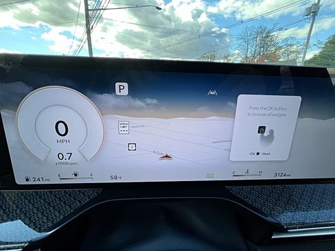 Used 2025 Genesis GV80 3.5T e-SC image 7