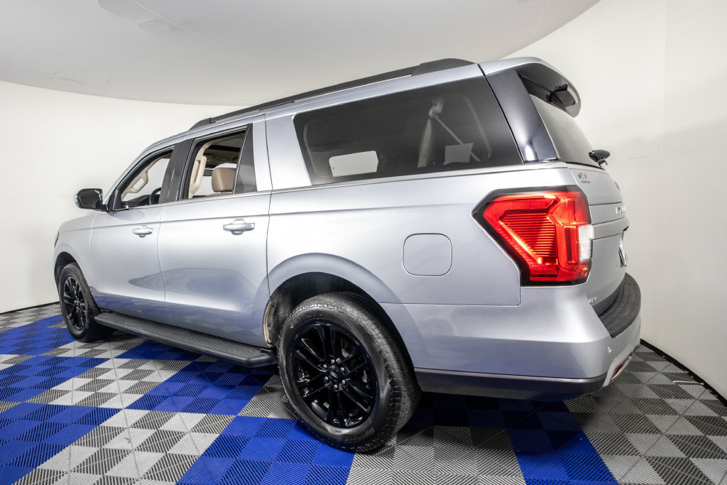 Used 2024 Ford Expedition Max XLT RWD image 6