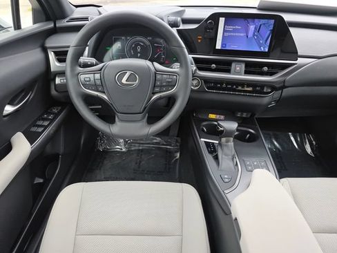 Used 2024 Lexus UX 250h FWD w/ Premium Package image 21