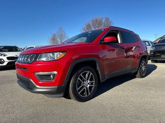 Used 2020 Jeep Compass Latitude video 2