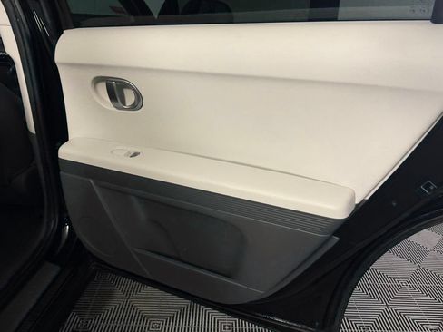 Used 2024 Hyundai Ioniq 5 SE RWD image 29