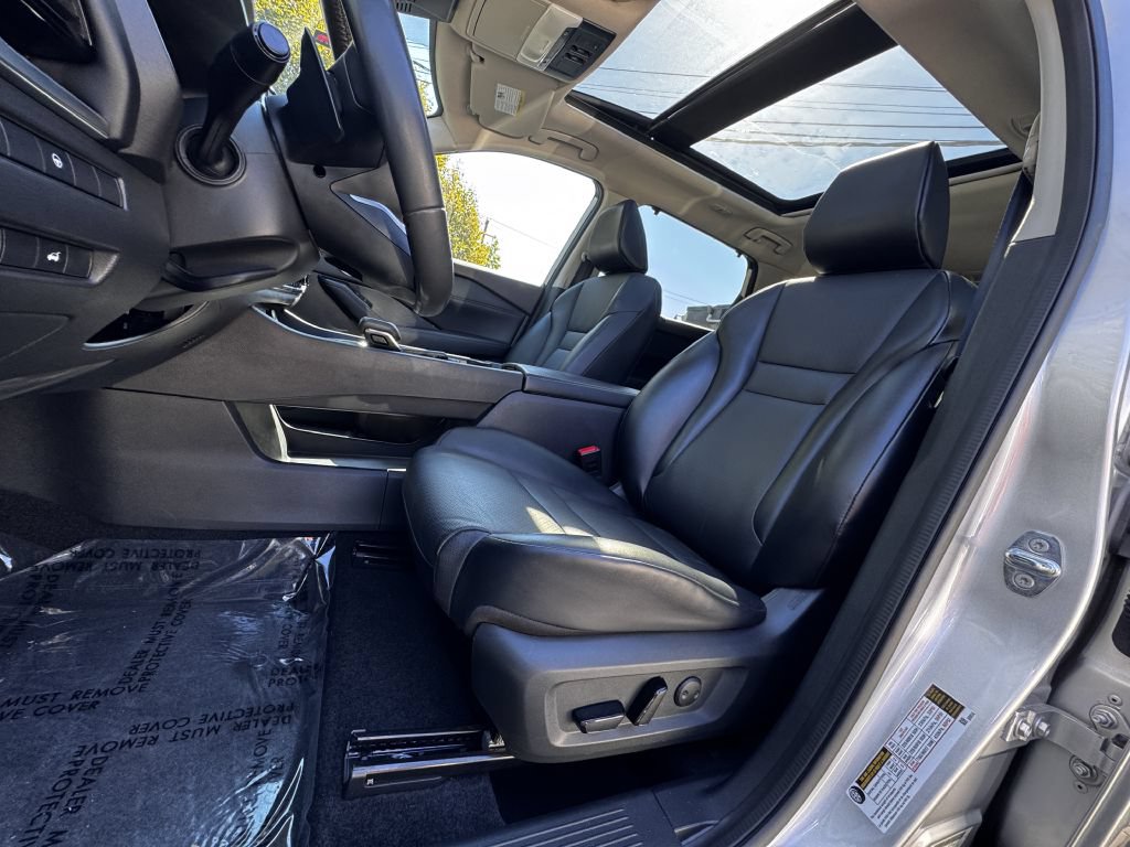 Used 2021 Nissan Rogue SV w/ Premium Package AWD/4WD image 11