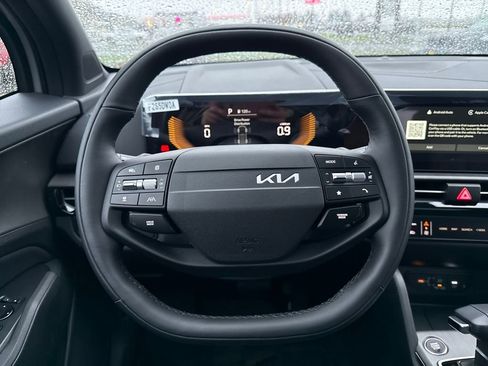 New 2026 Kia Sportage X-Line w/ X-Line Premium Package image 23