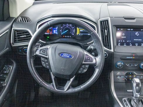 Used 2018 Ford Edge SEL w/ Equipment Group 201A image 28