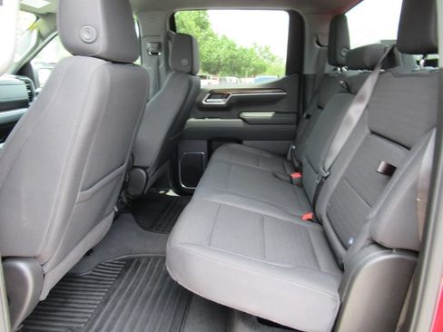 Used 2024 GMC Sierra 1500 Elevation RWD image 32