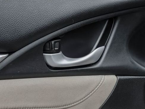 Used 2018 Honda Civic EX-T image 47