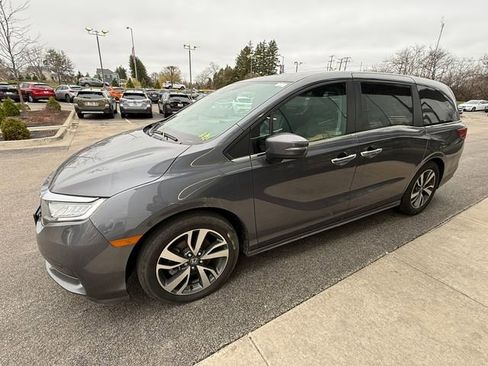 Used 2023 Honda Odyssey Touring image 4