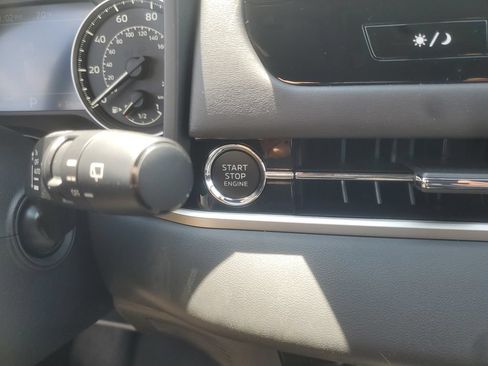 New 2026 Mitsubishi Outlander LE AWD/4WD image 25