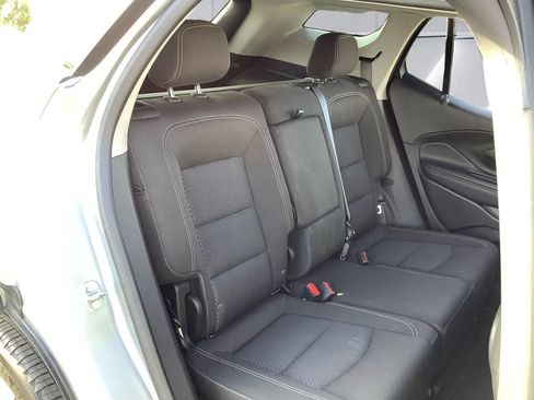 Used 2024 GMC Terrain SLE w/ Driver Convenience Package FWD image 16