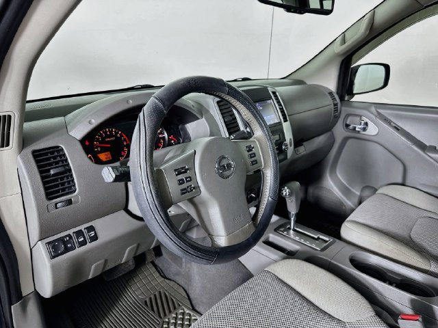 Used 2019 Nissan Frontier SV w/ Value Truck Package AWD/4WD image 12