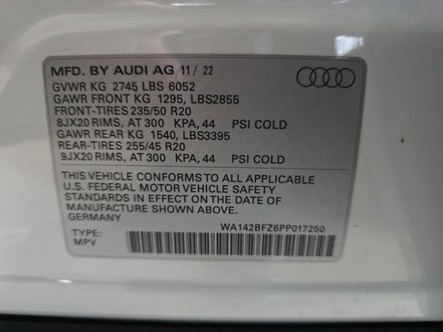 Used 2023 Audi Q4 e-tron Prestige w/ Black Optic Package image 9