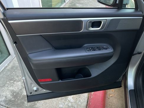 Used 2025 Hyundai Santa Fe SEL image 13