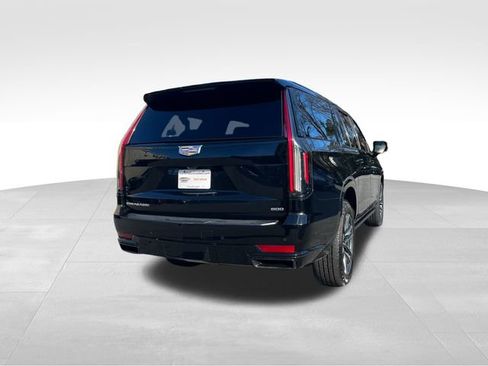 Used 2021 Cadillac Escalade ESV Sport w/ Driver Assist Tech Package image 5