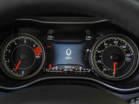 Used 2023 Jeep Cherokee Altitude Lux w/ Lux Elite Package AWD/4WD image 23