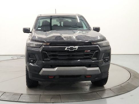 Used 2023 Chevrolet Colorado Z71 w/ Z71 Convenience Package 2 AWD/4WD image 2