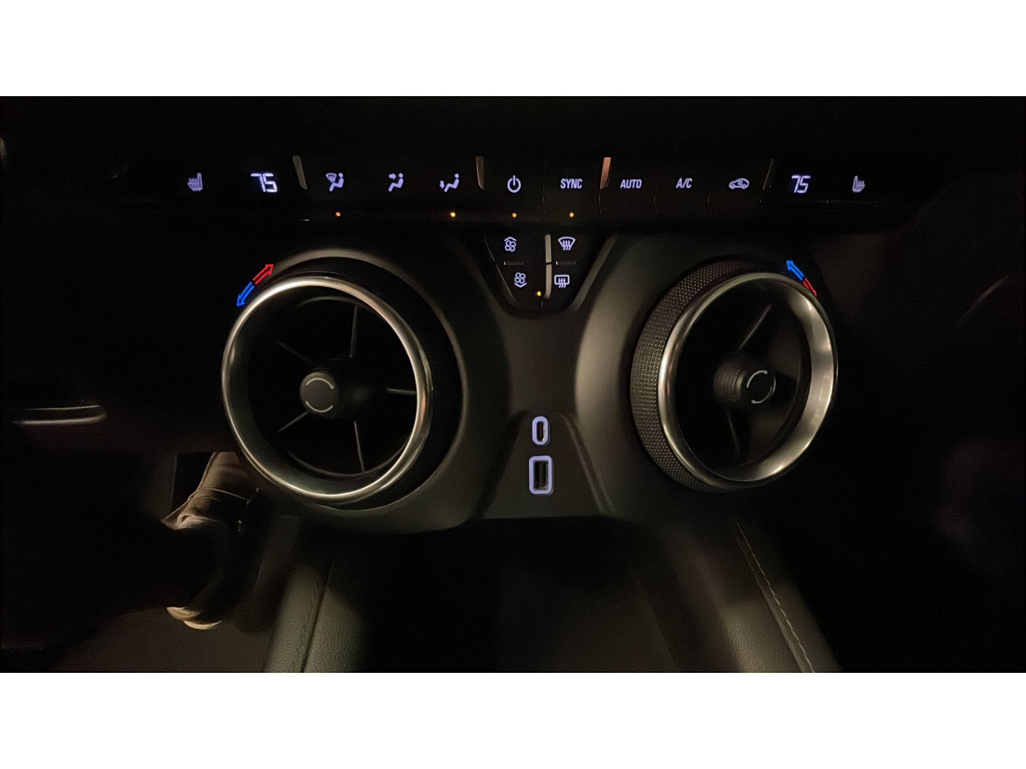 Used 2019 Chevrolet Blazer LT AWD/4WD image 14
