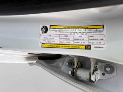 Used 2022 Chrysler 300 S RWD image 25