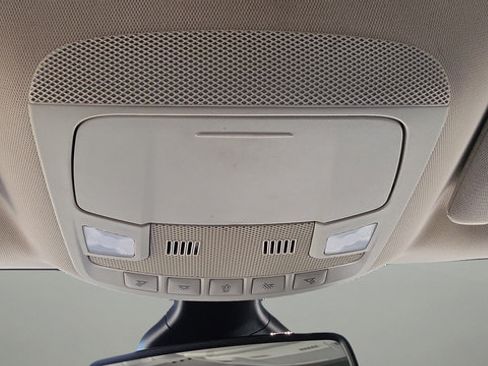 Used 2022 Ford Edge Titanium AWD/4WD image 13