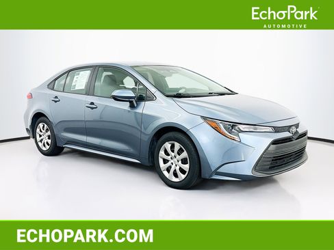 Used 2024 Toyota Corolla LE image 1
