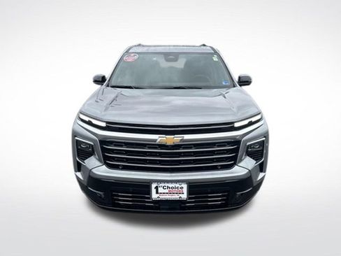 Used 2026 Chevrolet Traverse High Country AWD/4WD image 9