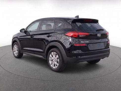 Used 2019 Hyundai Tucson SE w/ Cargo Package FWD image 3