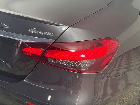 Used 2021 Mercedes-Benz E 450 4MATIC Sedan image 34