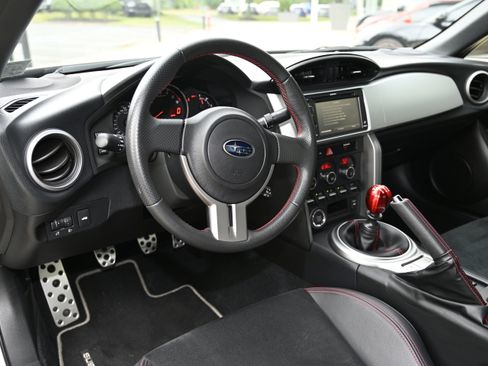 Used 2014 Subaru BRZ Limited image 19