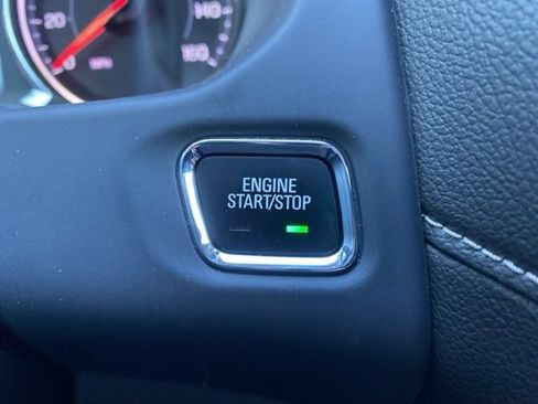 Used 2023 GMC Acadia SLE w/ Driver Convenience Package image 21