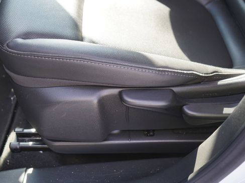 Used 2024 Buick Encore GX Sport Touring image 15