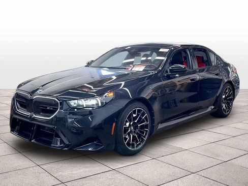 Used 2025 BMW M5 AWD/4WD image 1