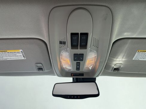 Used 2011 GMC Terrain SLT w/ LPO, Protection Package AWD/4WD image 22