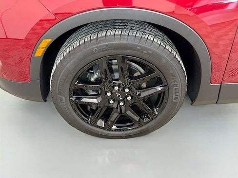Used 2025 Chevrolet Blazer LT w/ Sound & Technology Package image 35