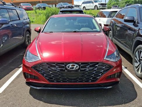 Used 2023 Hyundai Sonata SEL FWD image 2