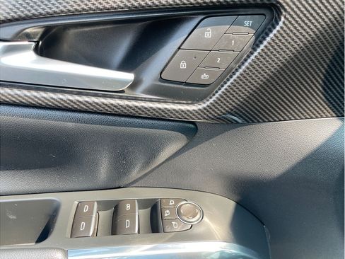 Used 2026 Chevrolet Traverse High Country w/ LPO, Floor Liner Package AWD/4WD image 4