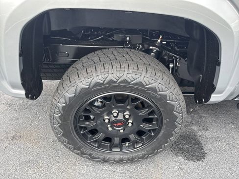 New 2025 Toyota Tacoma 2WD Double Cab image 11