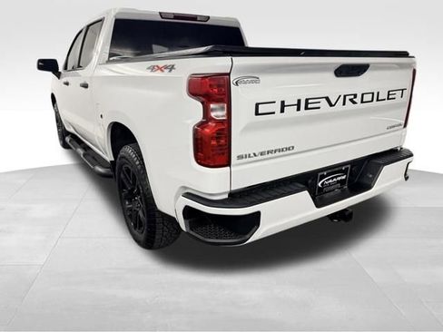 Used 2025 Chevrolet Silverado 1500 Custom w/ Turbomax Blackout Package AWD/4WD image 6