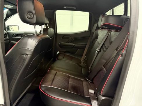 Used 2024 Chevrolet Colorado Trail Boss image 15