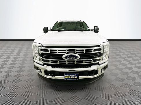 New 2026 Ford F550 4x4 Regular Cab Super Duty image 2