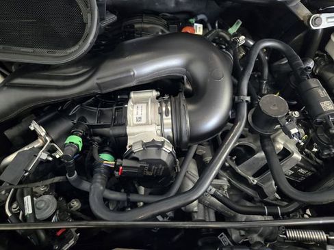 Used 2024 Ford Transit 250 Low Roof w/ Exterior Upgrade Package RWD image 34