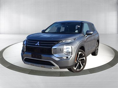 Used 2023 Mitsubishi Outlander SE